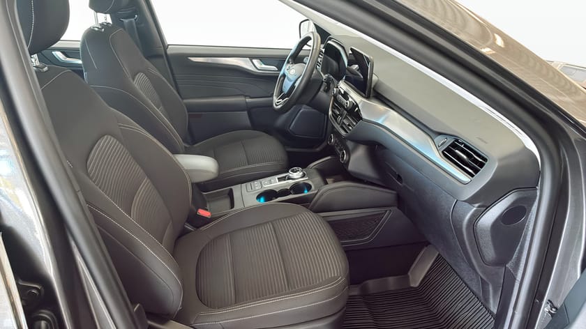 Bild 3 av Ford Kuga Plug-In Hybrid 2023.25MY, SUV BS SA, TITANIUM MUK, NON SIP,
