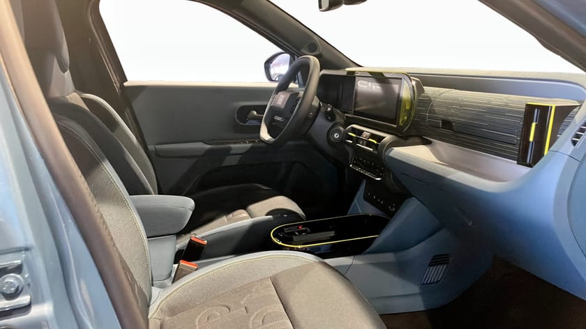 Bild 3 av Fiat Grande Panda Hybrid 110HK DCT6 FWD ICON EDT PL Fr 3395kr/mån