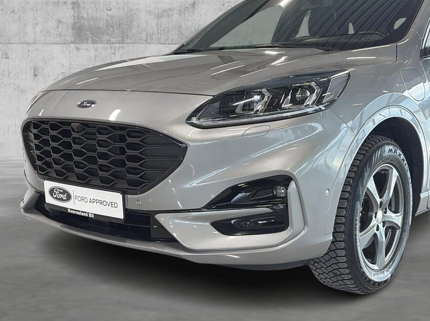 Bilde 2 av Ford Kuga Plug-In Hybrid 2,5l 225hk ST-Line ACC/B&O/Kamera ++