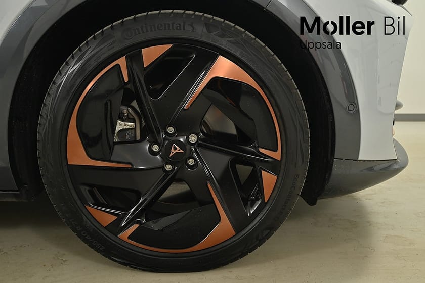 Bild 3 av CUPRA Tavascan VZ 340hk, Adrenaline, Sennheiser, Pano