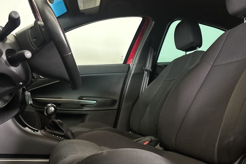 Bild 4 av Alfa Romeo Giulietta 2.0 JTDM VELOCHE NYSERVAD