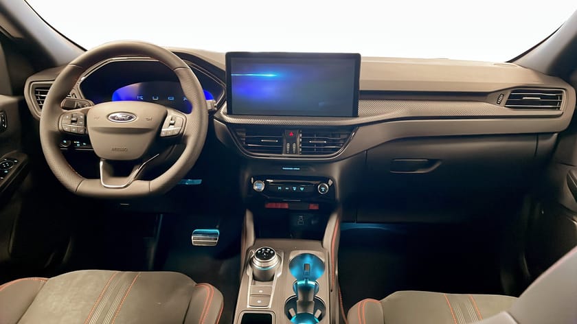 Bild 4 av Ford Kuga Plug-In Hybrid ST-Line X Black Edition 2.5L PHEV PL fr. 4995kr/mån