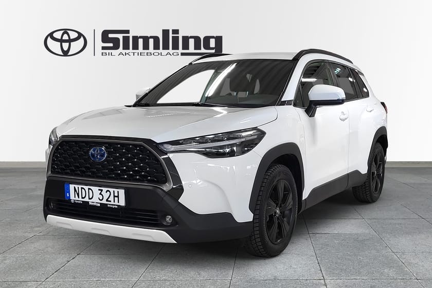 Bild 1 av Toyota Corolla Cross Hybrid AWD-i 2,0 Executive / Vinterhjul