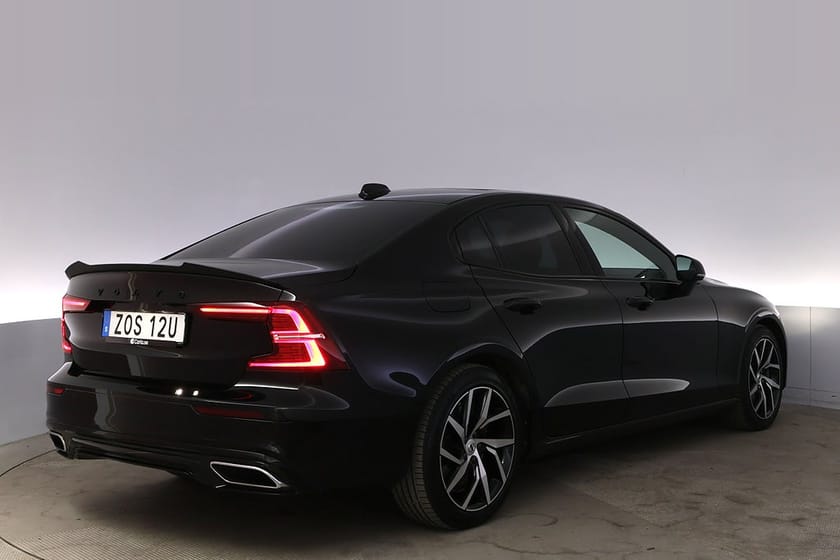 Bild 4 av Volvo S60 Recharge T8 AWD R-Design Pano H/K Elstol Kamera