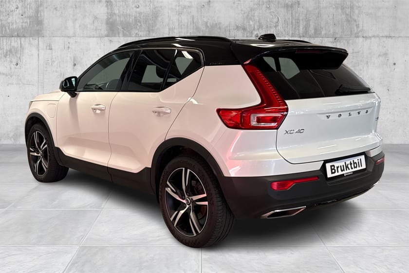 Bilde 3 av Volvo XC40 T5 Twin Engine/R-design/Krok/360/Headup/Panorama++