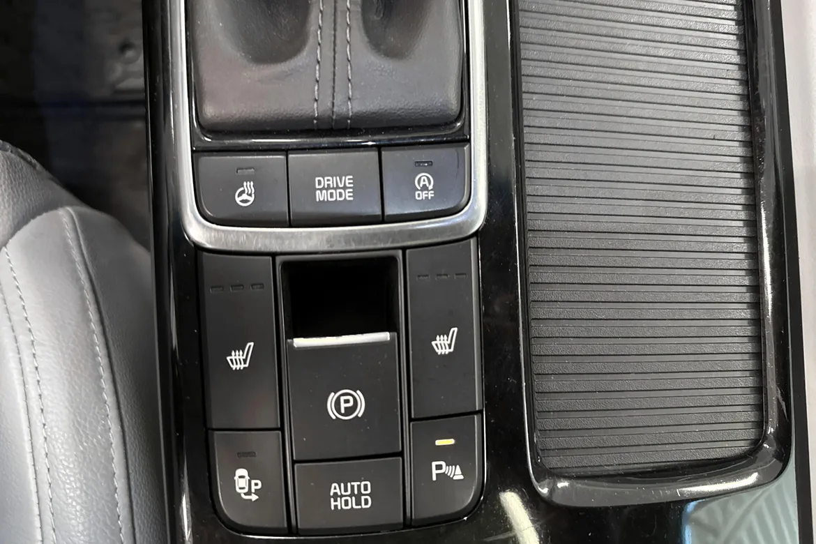 picture of a car