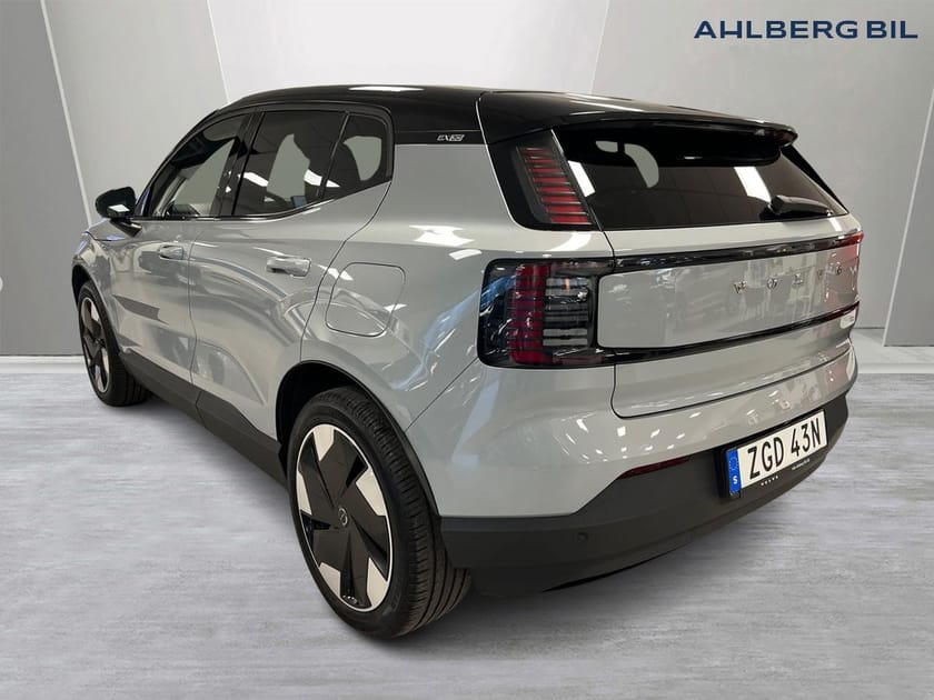 Bild 3 av Volvo EX30 Single Motor Extended Range Plus 🟡