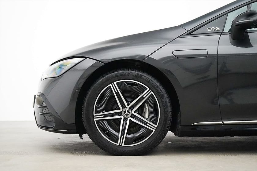 Bild 2 av Mercedes-Benz EQE 350 / 292hk / Premium / Burm. / 360°