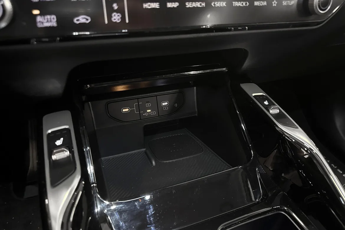 picture of a car