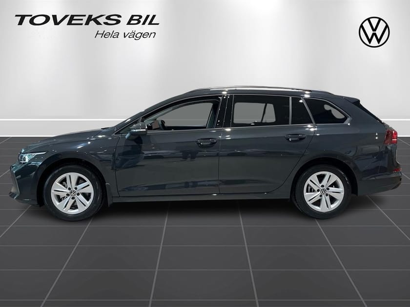 Bild 2 av Volkswagen Golf Sportscombi Life 1.5 eTSI 150 hk DSG7 I DEMO