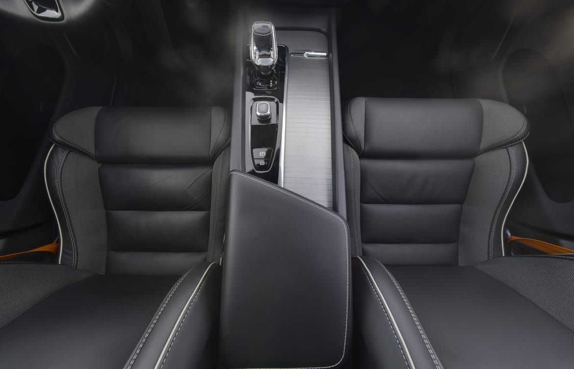 Volvo XC60 2023 - miniatyr 10