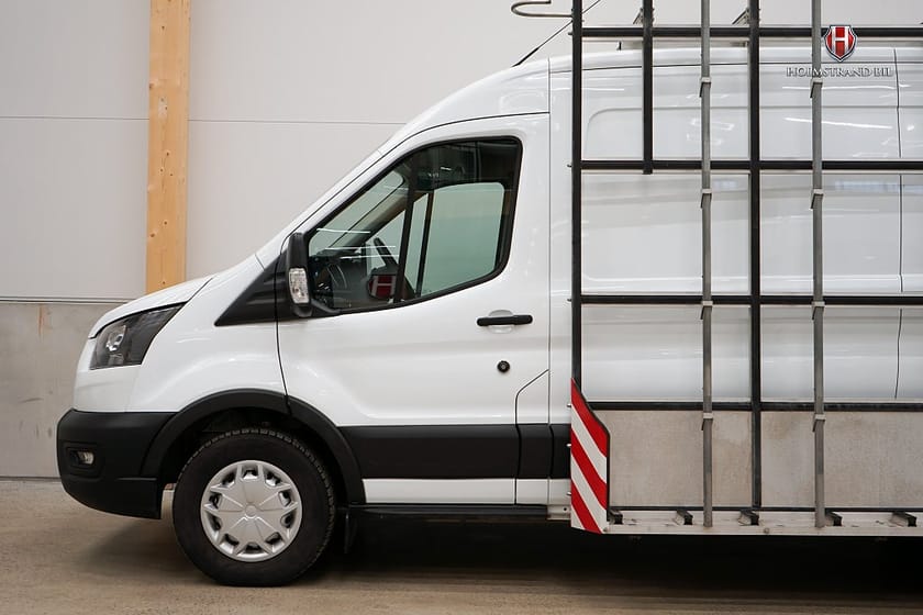 Bild 5 av Ford E-Transit 350 Glasställning Verkstadsinredning MOMS Kamera Carpla