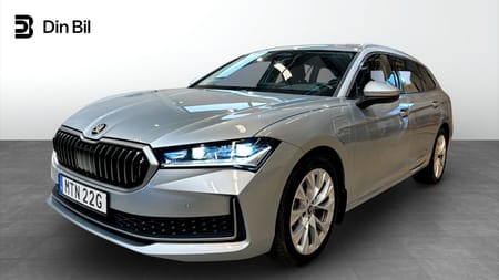 Škoda Superb iV Kombi Selection DSG Drag/P-värmare