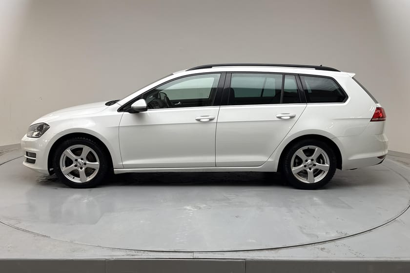 Bild 2 av Volkswagen Golf Sportscombi VII 2.0 TDI (150hk) Dragpaket