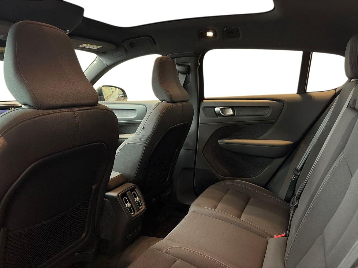 Volvo C40 2023 - miniatyr 10