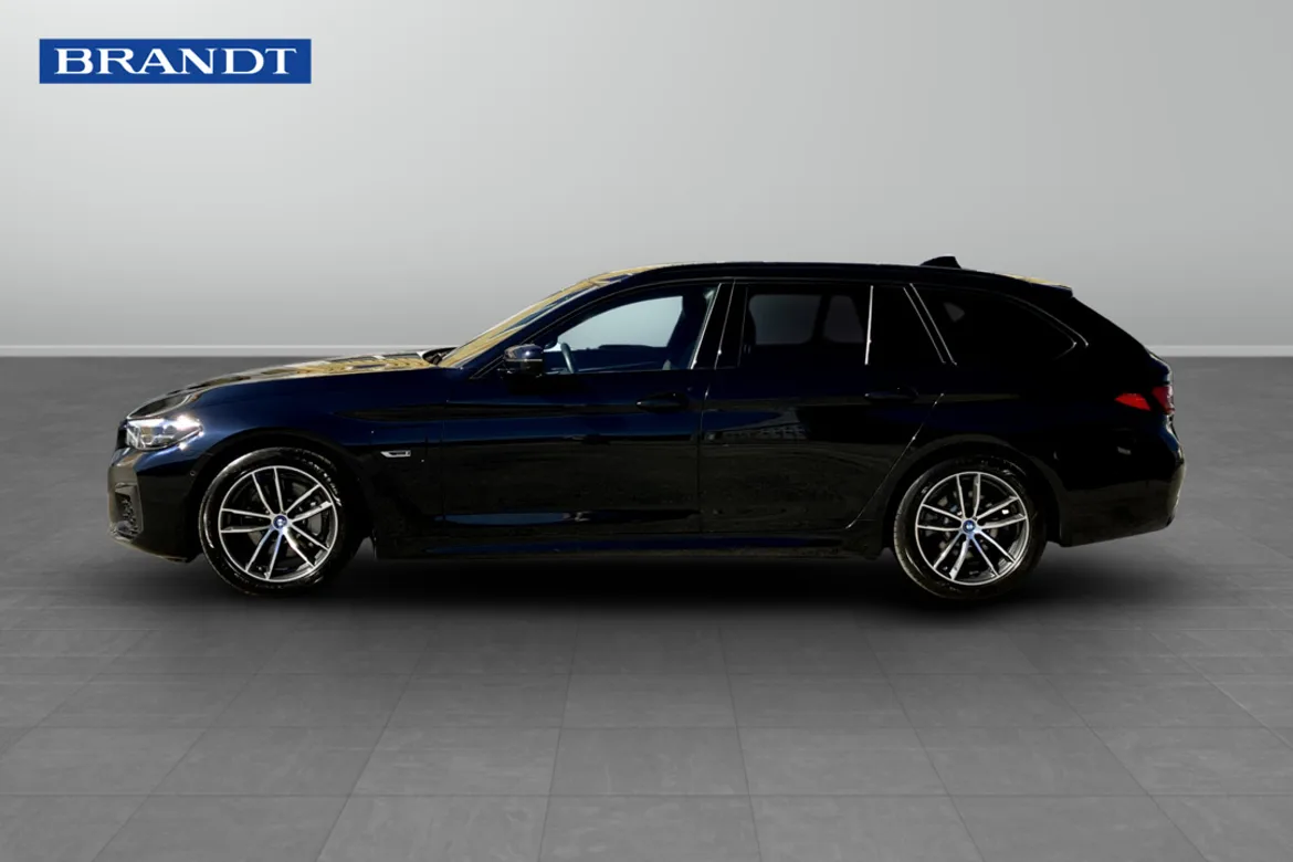 BMW 530e xDrive Touring