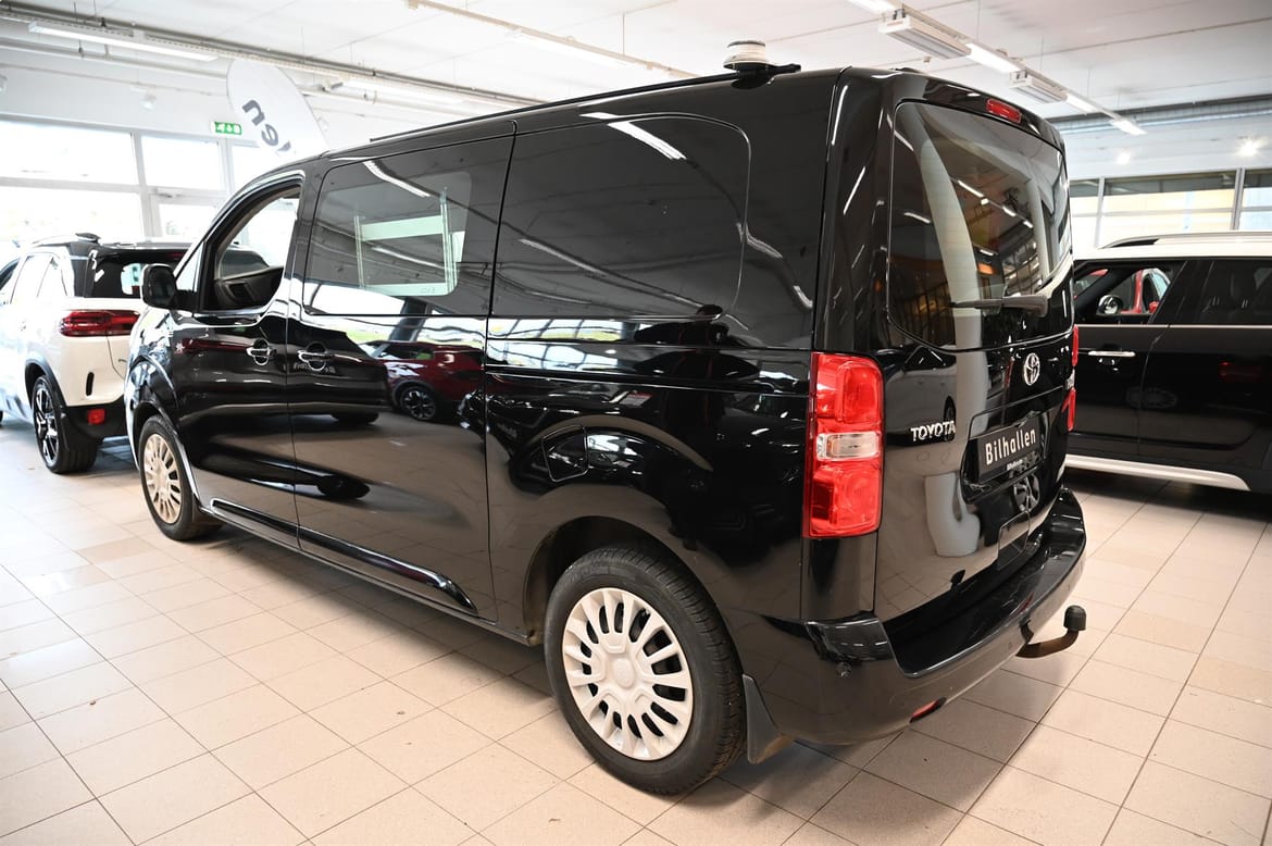 Toyota Proace 2.0 D-4D 4x4 Manuell, 6-trinn, 122hk, 2020