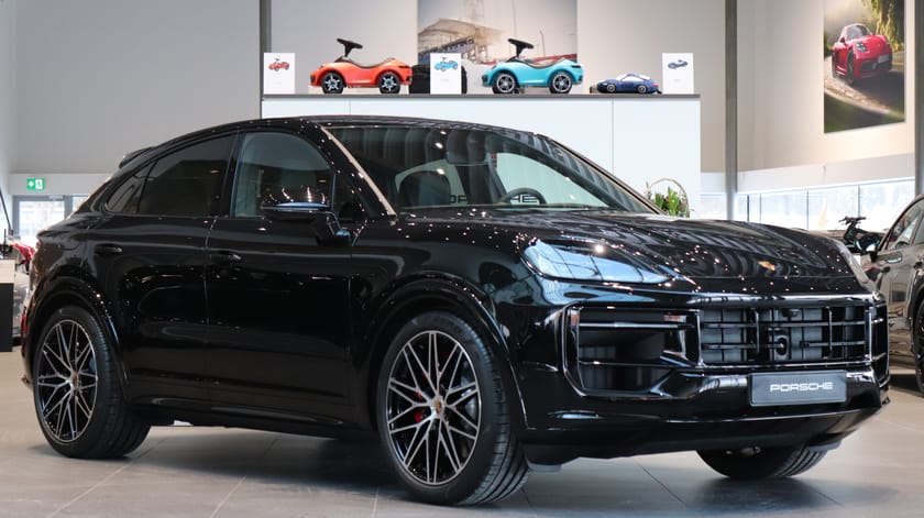 Bild 1 av Porsche Cayenne S E-Hybrid Coupé Black Edition