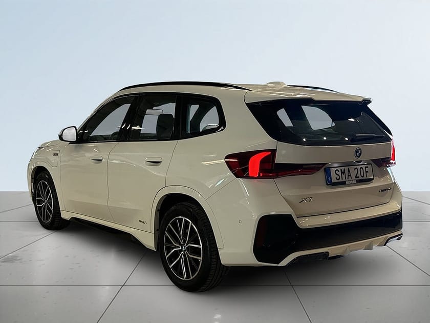 Bild 5 av BMW X1 xDrive30e M Sport MOMS Navi B-Kamera CarPlay S&V-däck
