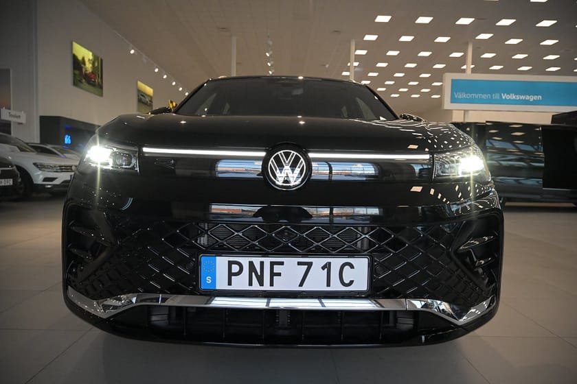 Bild 3 av Volkswagen Tiguan eHybrid R-Line SWE Edition- *0 kr insats!*
