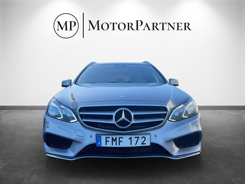 Bild 2 av Mercedes-Benz E 250 T BlueTEC 4MATIC AMG Panorama Värmare Drag Navi
