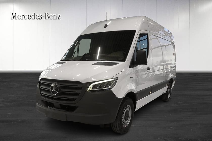 Bild 1 av Mercedes-Benz eSprinter 320 81 kWh elbil drag förklimatisering lagerbil