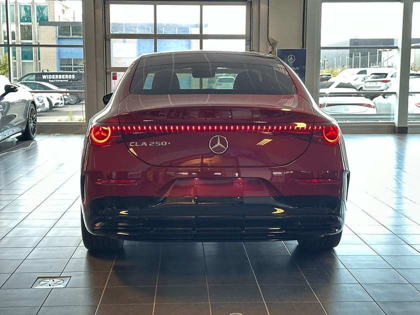 Bild 5 av Mercedes-Benz CLA 250+ AMG Line Advanced Plus  745 km räckvidd *Lagerbil*