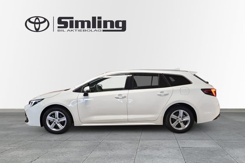 Bild 3 av Toyota Corolla Touring Sports Hybrid 1,8 Style / Vinterhjul