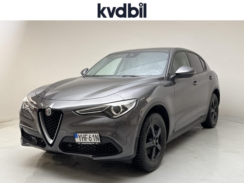 Bild 1 av Alfa Romeo Stelvio 2.0 AWD (280hk) Super Helläder