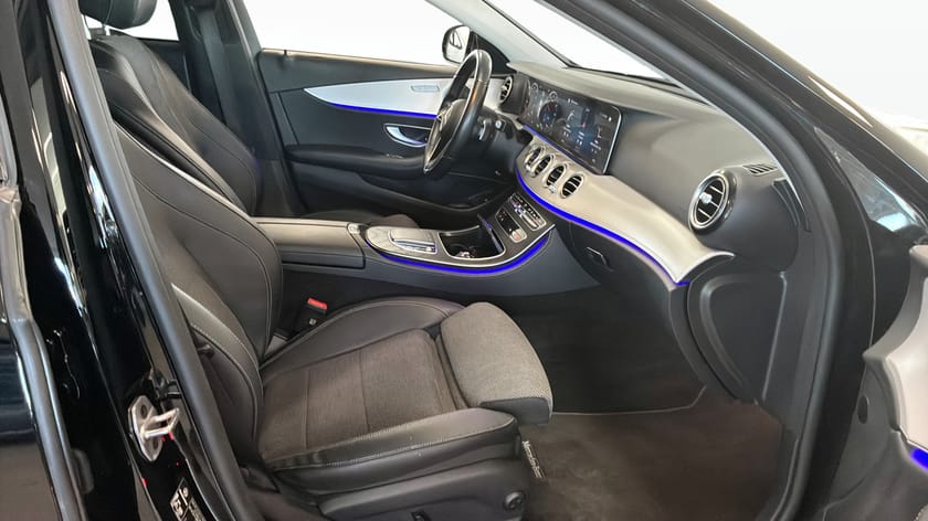 Bild 3 av Mercedes-Benz E 300 T de 4MATIC 306HK KAMERA DRAG NAVI VÄRMARE