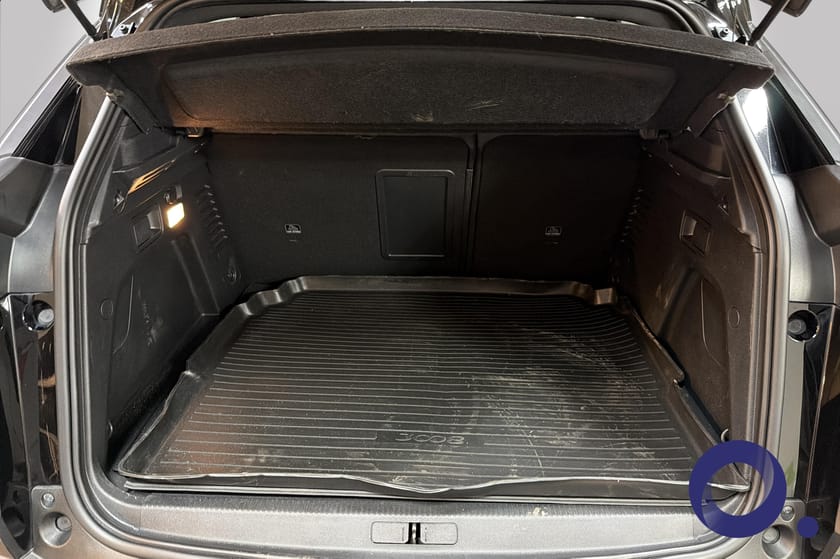 Bilde 5 av Peugeot 3008 HYBRID4 300 GT PHEV hk 4x4 | Mye fint utstyr