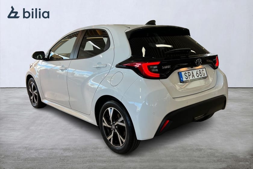 Bild 3 av Toyota Yaris Hybrid 115 1,5 5D ACTIVE PLUS SÄKERHETSPAKE