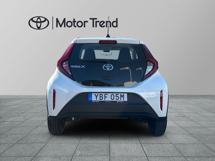 Bild 5 av Toyota Aygo X Play 1.0 VVT-i 72hk,6.100mil