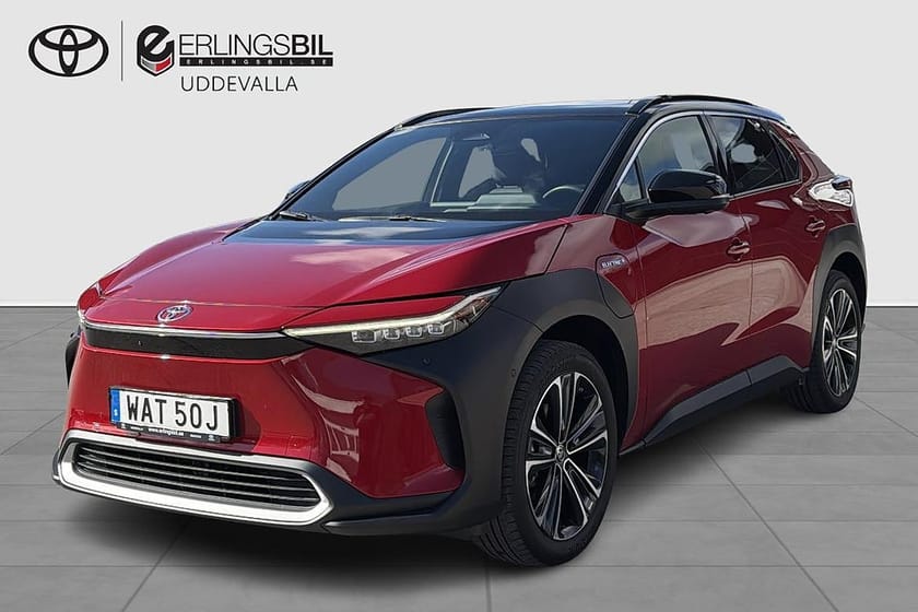 Bild 1 av Toyota bZ4X AWD EXECUTIVE PANORAMA V-HJUL PRIVATLEASING