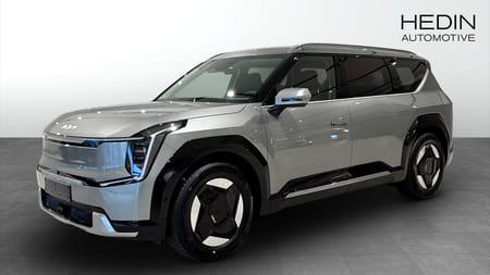 Kia EV9 AWD PLUS LONG RANGE V-hjulskampanj & Laddkort värde 15 000:-