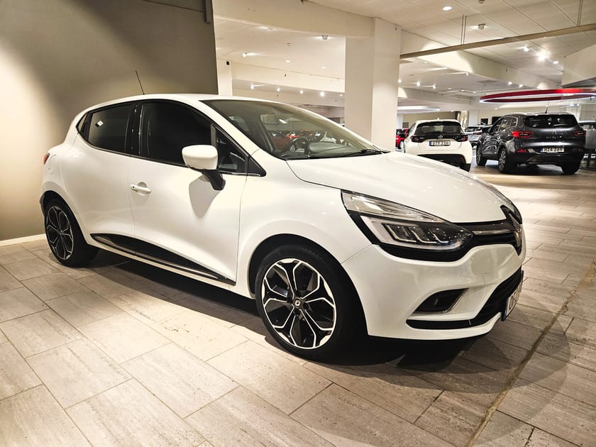 Bild 4 av Renault Clio 0.9 TCe 90hk V-hjul Navi Halvskinn