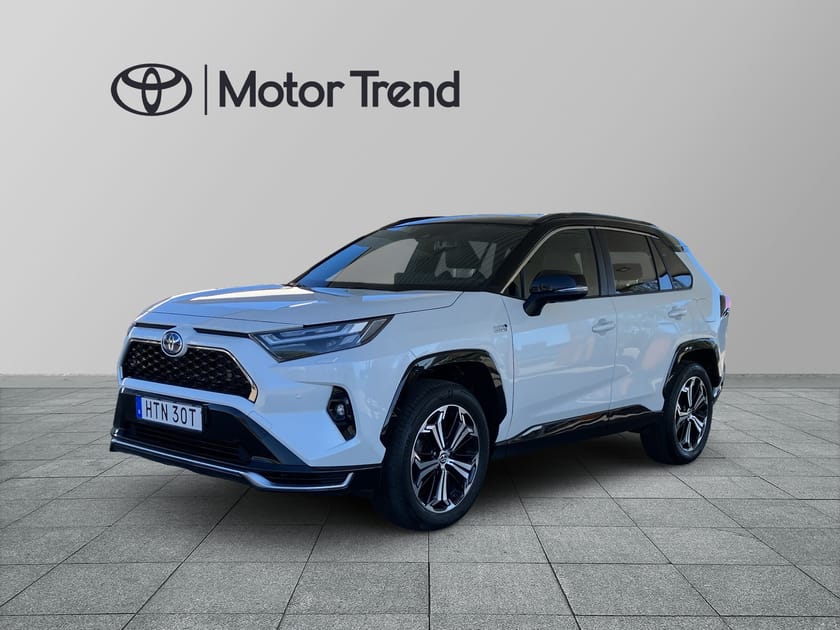 Bild 1 av Toyota RAV4 Plug-in Hybrid 2,5 LADDHYBRID AWD-I STYLE PANORAMASOLTAK