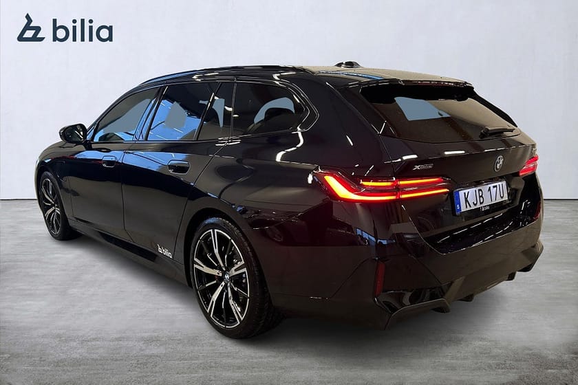 Bild 2 av BMW 530e xDrive Touring DEMO M Sport Pro Innovation Harman Drag