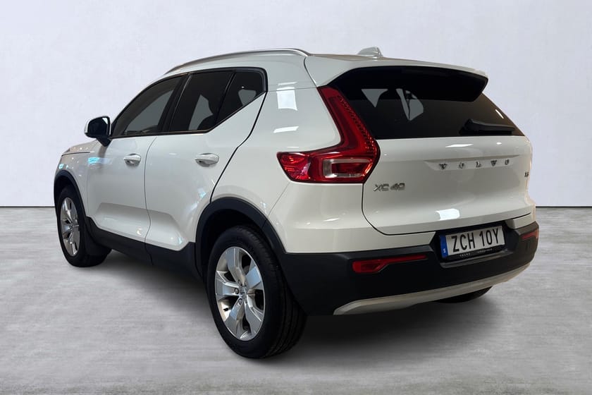 Bild 4 av Volvo XC40 T3 FWD aut Momentum Advanced Edt