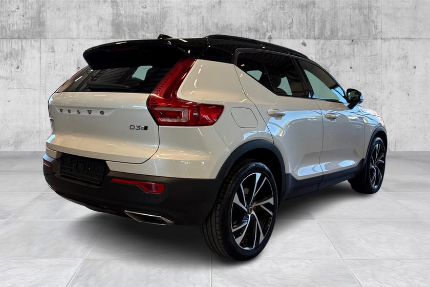 Bilde 5 av Volvo XC40 D3 AWD R-Design/Krok/ACC/360kam/Tek.pk PRO/VOC/20'''++