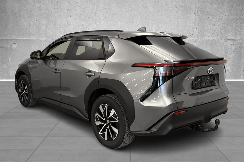 Bilde 3 av Toyota bZ4X Active Tech/4x4/krok//KAMPANJE-RENTE 1,95% MED 35% EK/