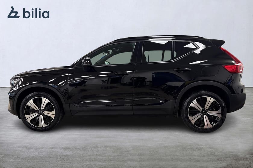 Bild 2 av Volvo XC40 Recharge Single Motor Ultimate Pixeltech H/K Drag Pano