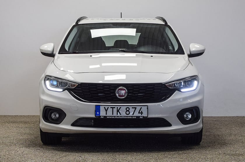 Bild 4 av Fiat Tipo Kombi 1.6 E.Torq Lounge P-Sensor Nyservad Garanti