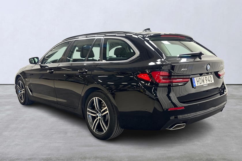 Bild 4 av BMW 530e xDrive Touring E (Drag/Navi/Kamera)