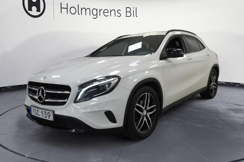 Bild 1 av Mercedes-Benz GLA 200 d 4MATIC Night Pack Värmare Drag 136hk