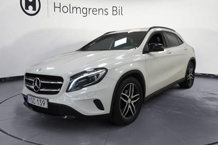Mercedes-Benz GLA 200 d 4MATIC Night Pack Värmare Drag 136hk