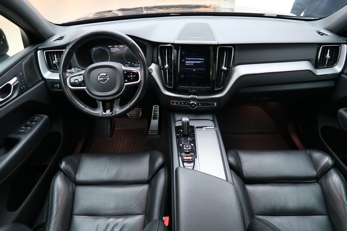 Volvo XC60 2020 - miniatyr 8