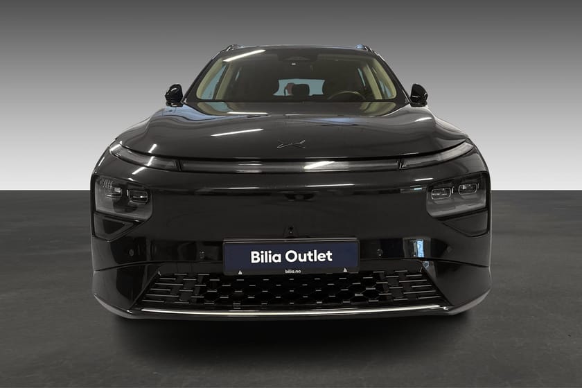 Bilde 2 av XPENG G9 Performance 4WD Performance, Skinn, Hengerfeste, Glasstak
