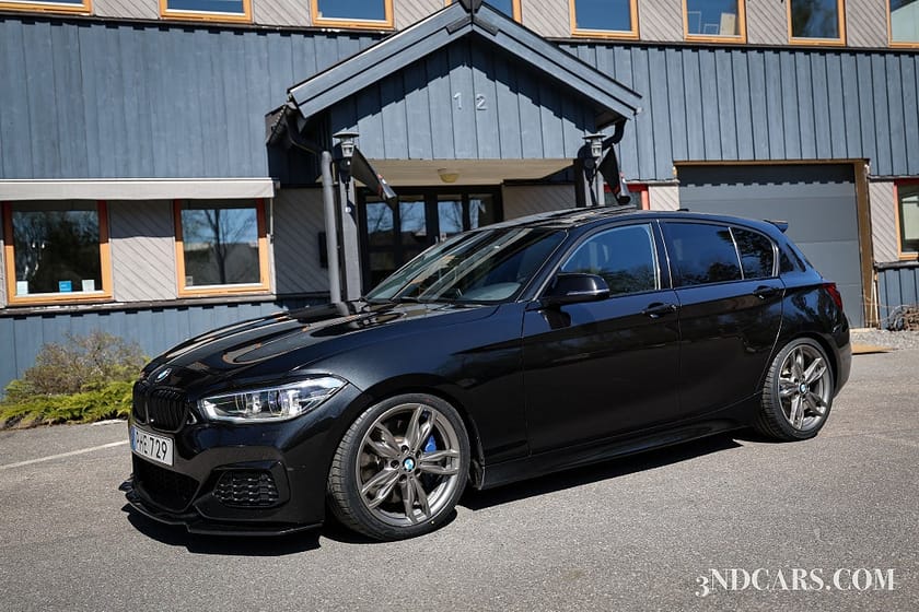 Bild 1 av BMW M140i xDrive 5-dörrars harman Kardon Taklucka mm Steptronic