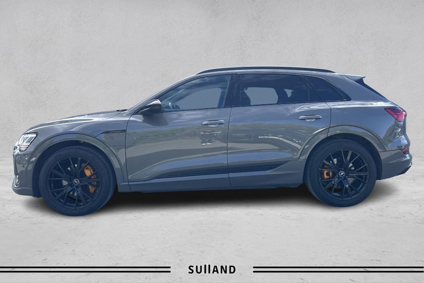 Bilde 2 av Audi e-tron 55 quattro s line sp black edit